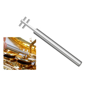 Llave para el ajuste de los platos del saxofón